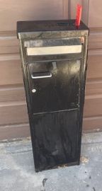 Mail Box - Black