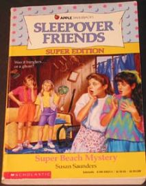 Sleepover Friends Super Edition Super Beach Mystery