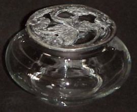 GLASS SACHET BOWL WITH PEWTER BUTTERFLY LID