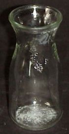 1/4 LITRE BOTTLE WITH GRAPE DESIGN