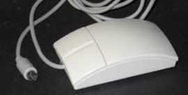 LOGITECH MOUSE